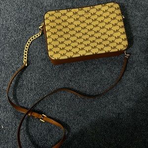 MK MICHEAL KORS PURSE